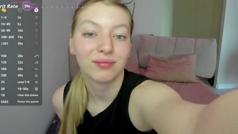 Snapshot of drivecrazy chatting on 05.08.26 Hanna online show from 05.08.26