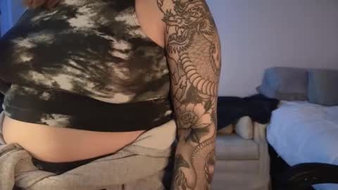 Snapshot of drizzypeach602 chatting on 12.18.24 Drizzypeach602 online show from 12.18.24