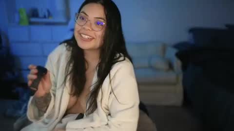 Snapshot of drizzypeach602 chatting on 12.23.24 Drizzypeach602 online show from 12.23.24