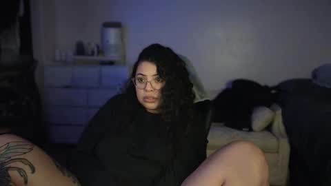 Snapshot of drizzypeach602 chatting on 12.27.24 Drizzypeach602 online show from 12.27.24