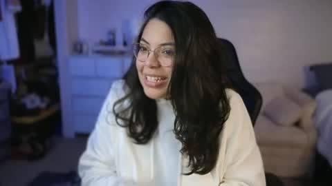 Snapshot of drizzypeach602 chatting on 01.15.25 Drizzypeach602 online show from 01.15.25