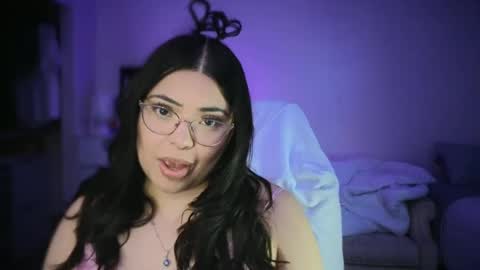 Snapshot of drizzypeach602 chatting on 02.15.25 Drizzypeach602 online show from 02.15.25