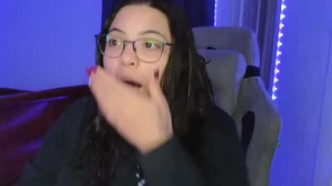 Snapshot of drizzypeach602 chatting on 10.13.25 Drizzypeach602 online show from 10.13.25