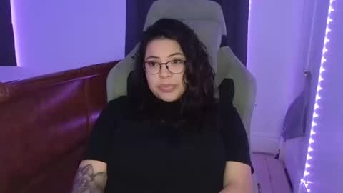 Snapshot of drizzypeach602 chatting on 10.18.25 Drizzypeach602 online show from 10.18.25