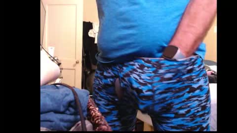 Snapshot of drmbigg chatting on 02.18.26 Hello Hope you enjoy what you see. I love attention in dirty talk and tips thickcock edging precum dirtyTalk C2C online show from 02.18.26