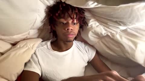 Snapshot of droddick chatting on 09.21.25 droddick online show from 09.21.25