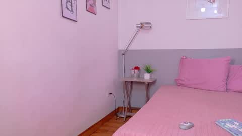 Snapshot of drooling4daddy chatting on 11.08.25 drooling4daddy online show from 11.08.25