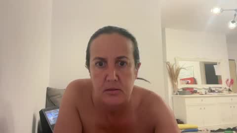 Snapshot of drresa chatting on 07.02.26 Dr. Resa online show from 07.02.26