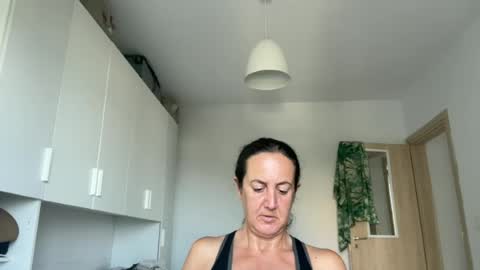 Snapshot of drresa chatting on 07.17.26 Dr. Resa online show from 07.17.26