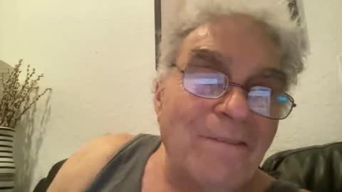 Snapshot of drtony4u222 chatting on 12.27.24 DrTony4u222100 online show from 12.27.24
