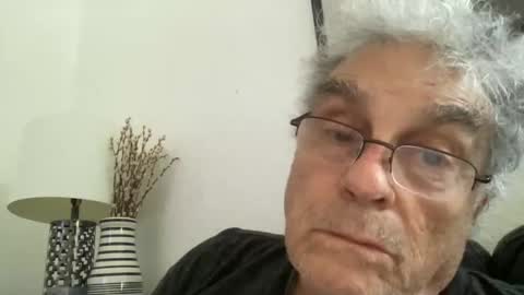 Snapshot of drtony4u222 chatting on 01.05.25 DrTony4u222100 online show from 01.05.25