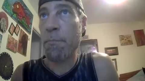 Snapshot of druedowm chatting on 10.01.25 druedowm online show from 10.01.25