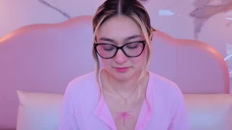 Victoria online show from 10.07.25