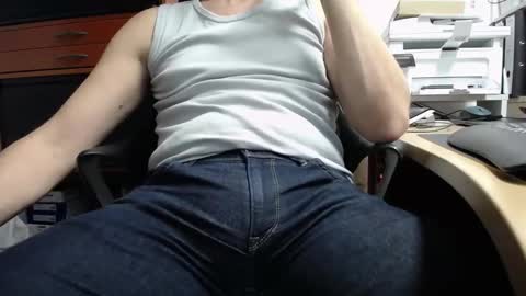 Snapshot of duderuhornyx chatting on 12.28.24 duderuhornyx online show from 12.28.24