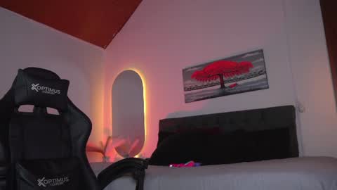 Snapshot of dulce_charlottee chatting on 07.30.26 DULCE online show from 07.30.26