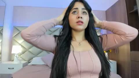    Monday 5-2 am From Tuesday to Friday5-1 am Colombia time online show from 09.21.25