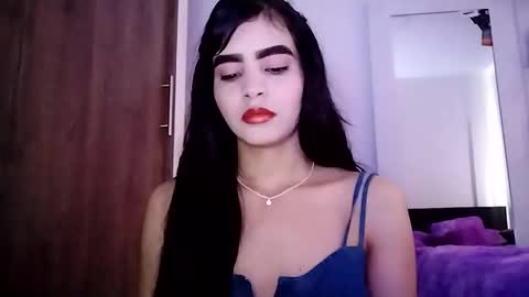 dulce_lucero online show from 12.29.24