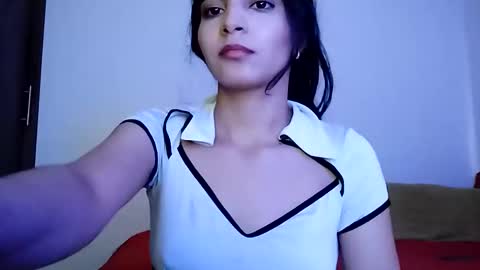 dulce_lucero online show from 01.07.25