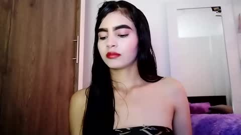 dulce_lucero online show from 02.04.25