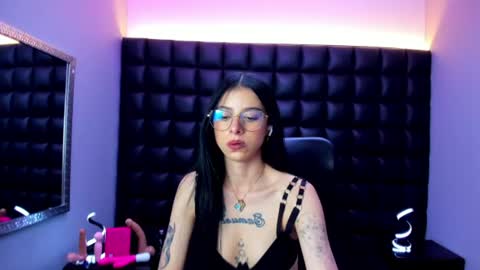 dulce_miiaa online show from 07.04.26