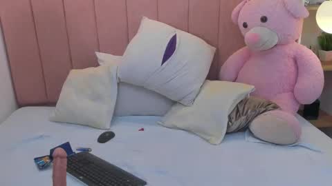 Dulce Morbida online show from 12.21.25