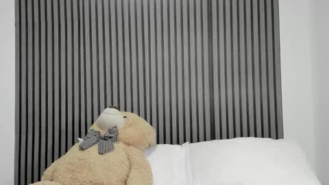 Dulce  online show from 10.31.25