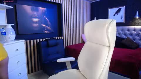 Valeria online show from 03.11.25