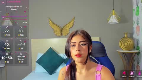 V I C T O R I A online show from 02.24.25