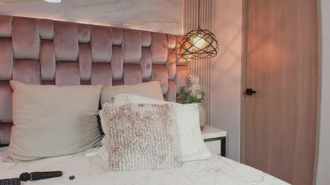 Dulce online show from 04.15.26