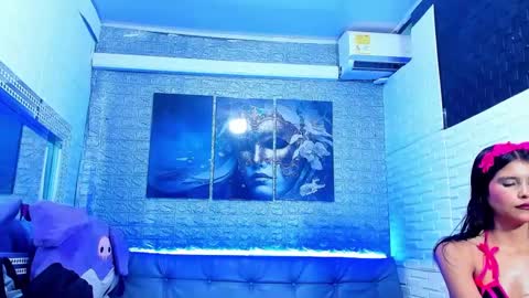 Snapshot of dulcemystery chatting on 10.11.25 dulcemystery online show from 10.11.25