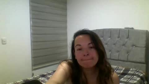 Snapshot of dulcesherpard chatting on 09.26.25 dulcesherpard online show from 09.26.25