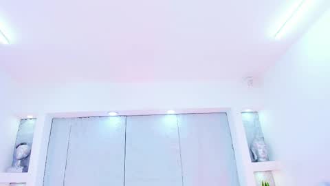 Snapshot of dulcevela chatting on 10.21.25 dulcevela online show from 10.21.25