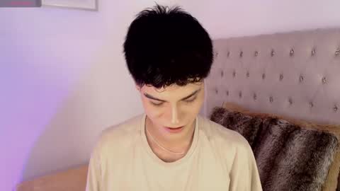 Dulcey online show from 10.05.25