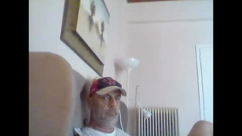 Snapshot of dumaeros77 chatting on 12.19.24 Duma online show from 12.19.24