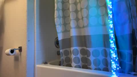 dumbgirl5150 online show from 02.13.25