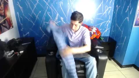 Snapshot of dumbito73 chatting on 03.07.25 Dumbito73 online show from 03.07.25