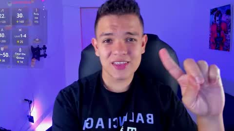 Snapshot of dunkan_kravitz chatting on 02.14.26 Dunkan Kravitz online show from 02.14.26