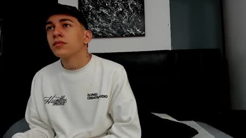 Snapshot of duolust chatting on 10.12.25 Thomas and Noah online show from 10.12.25