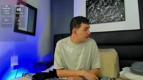 Snapshot of duolust chatting on 10.24.25 Thomas and Noah online show from 10.24.25