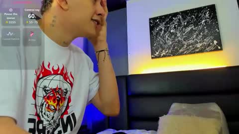 Snapshot of duolust chatting on 10.25.25 Thomas and Noah online show from 10.25.25