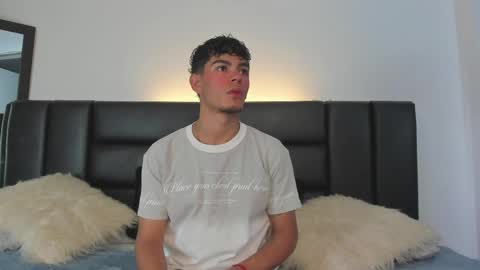 Snapshot of duolust chatting on 04.21.26 Thomas and Noah online show from 04.21.26