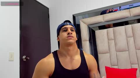 duran_dhikol1 online show from 03.12.25