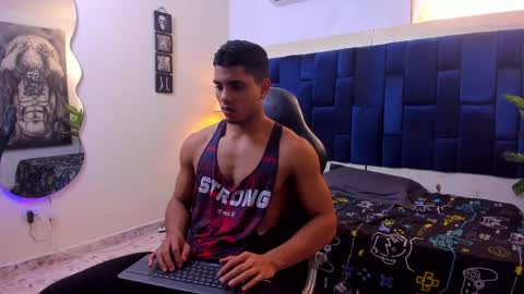 DUSTYN MICHELLE online show from 05.23.26