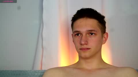 Dustyn online show from 12.06.24