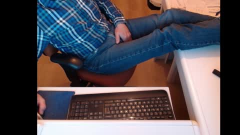 Snapshot of dutchpornking2 chatting on 01.14.25 dutchpornking2 online show from 01.14.25