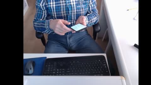 Snapshot of dutchpornking2 chatting on 01.15.25 dutchpornking2 online show from 01.15.25