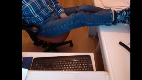 Snapshot of dutchpornking2 chatting on 01.16.25 dutchpornking2 online show from 01.16.25