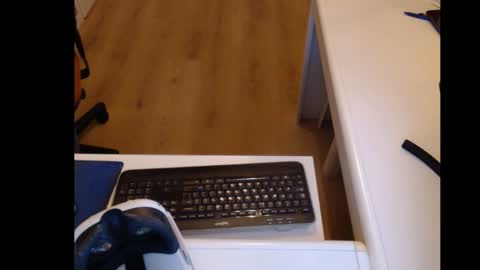 Snapshot of dutchpornking2 chatting on 01.16.25 dutchpornking2 online show from 01.16.25