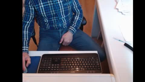 Snapshot of dutchpornking2 chatting on 01.20.25 dutchpornking2 online show from 01.20.25