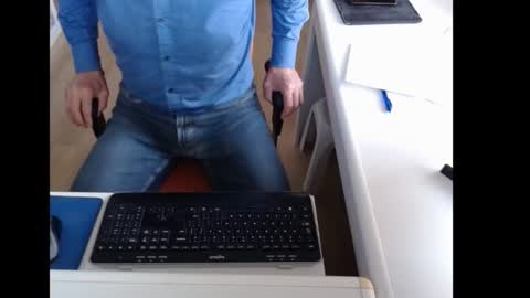 Snapshot of dutchpornking2 chatting on 09.15.25 dutchpornking2 online show from 09.15.25